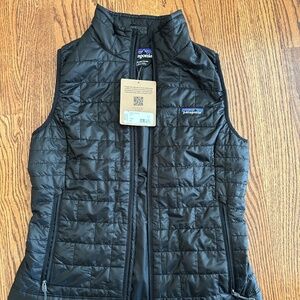 Patagonia Nano Puff Vest / Black / Size: Small